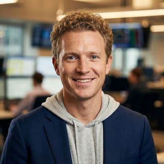 Yüce Paylanış bünyesinde Kıdemli Trading Analisti unvanıyla yer alan Ryan Brooks'un profil fotoğrafı